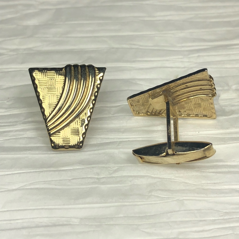 Vintage Mens Cufflinks Gold Tone Geometric Design